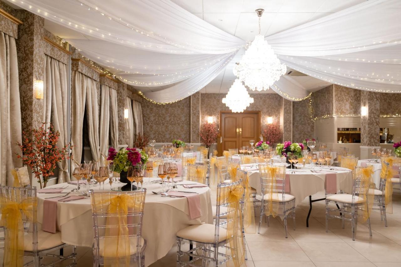 Guildford Manor Hotel & Spa Екстериор снимка